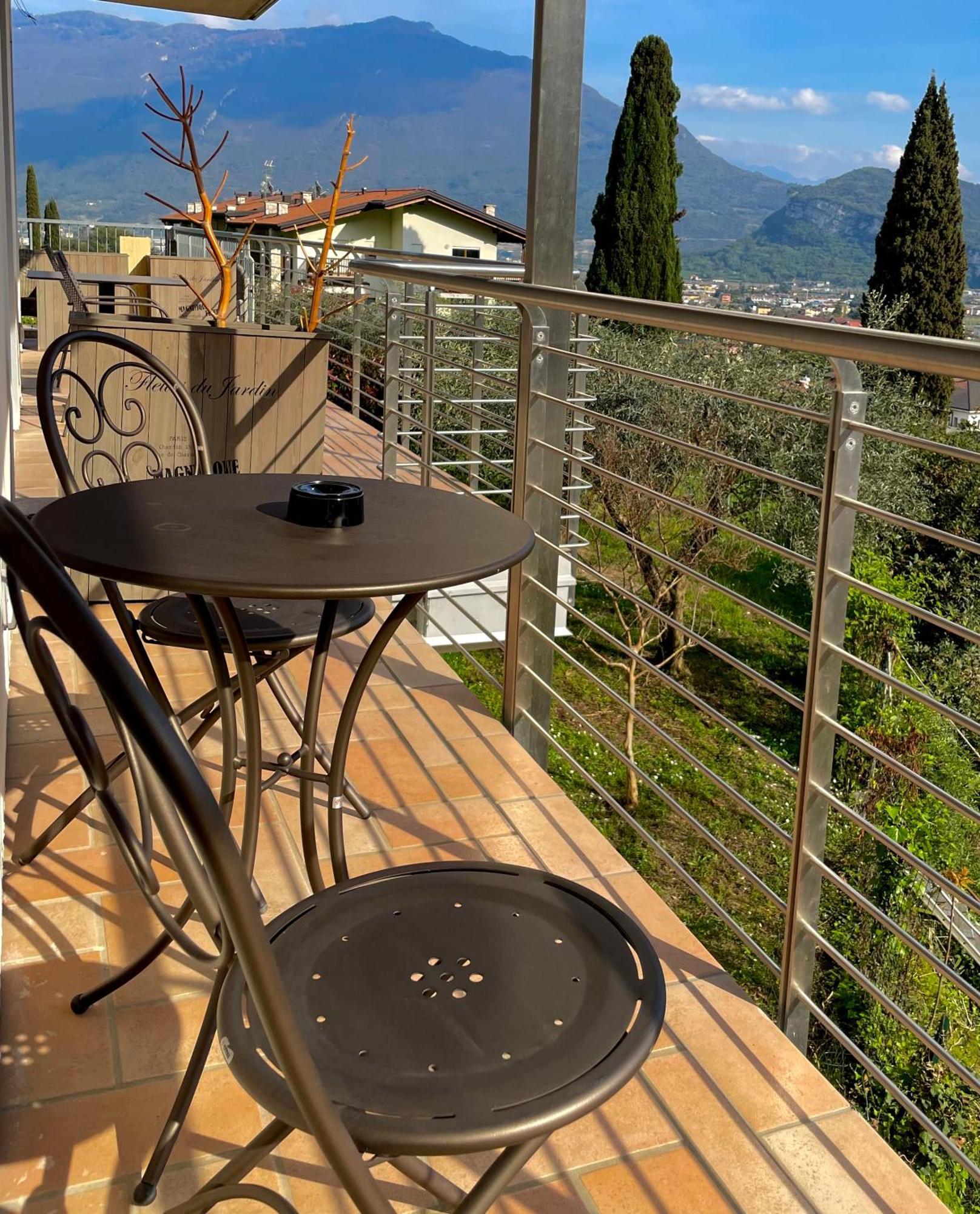 View & Chill Apartment Riva del Garda Extérieur photo